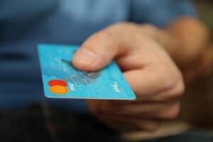 クレジットカードを初めて利用する際のポイント還元期間限定キャンペーンで注意すべきことは？